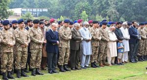 میجر حسنین شہزاد اور کیپٹن عبدالصمد کی نماز جنازہ چکلالہ گیریژن میں ادا